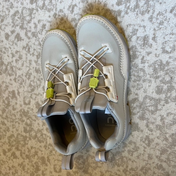 ON Cloundaway Ice Glacier sneakers NWOT - Picture 8 of 9